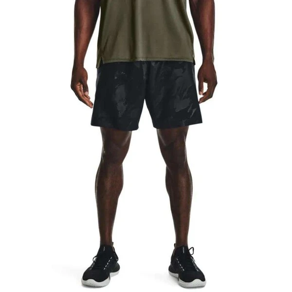 BERMUDA DE TREINO UNDER ARMOUR WOVEN EMBOSS MASCULINA - Preto