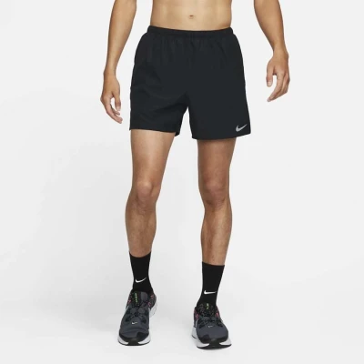 BERMUDA NIKE CORRIDA DRI-FIT CHALLENGER MASCULINA - Preto