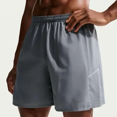 BERMUDA NIKE DF MILER 7UL MASCULINA - Cinza