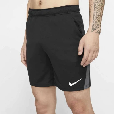 BERMUDA NIKE DRY-FIT TREINO E ACADEMIA MASCULINA - Preto BERMUDA NIKE DRY-FIT TREINO E ACADEMIA MASCULINA - Preto