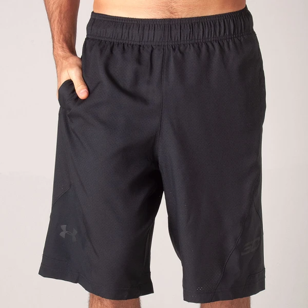 BERMUDA UNDER ARMOUR CURRY 4 11 IN MASCULINA - Preto