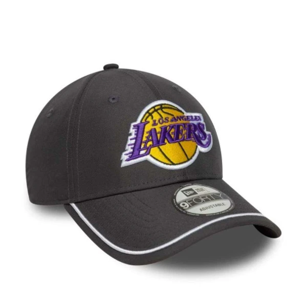 BONÉ NEW ERA PIPING LOS ANGELES LAKERS - Grafite/amarelo