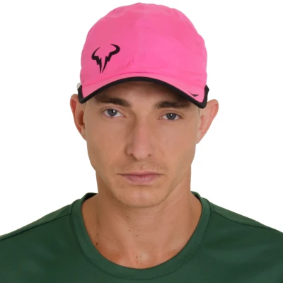 BONÉ NIKE RAFA BULL LOGO 2.0 - Rosa/preto BONÉ NIKE RAFA BULL LOGO 2.0 - Rosa/preto