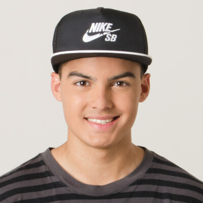 BONÉ NIKE SB TRUCKER - Branco/preto
