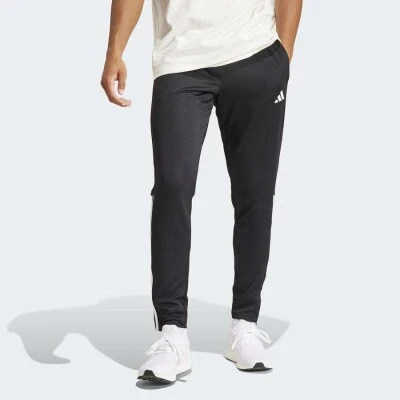 CALÇA ADIDAS AFUNILADA JUSTA PADRÃO SERENO TRÊS LISTRAS AEROREADY MASCULINA - Preto