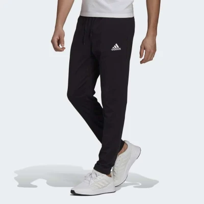 CALÇA ADIDAS ESSENTIALS TAPERED MASCULINA - Preto CALÇA ADIDAS ESSENTIALS TAPERED MASCULINA - Preto