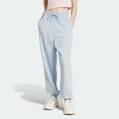 CALÇA ADIDAS MOLETINHO FOLGADA ESSENTIALS TRÊS LSTRAS FEMENINA - Azul celeste/branco