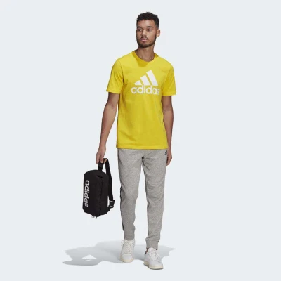 CALÇA ADIDAS MOLETOM AFUNILADA ESSENTIALS 3-STRIPES MASCULINA - Cinza/preto CALÇA ADIDAS MOLETOM AFUNILADA ESSENTIALS 3-STRIPES MASCULINA - Cinza/preto