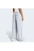 CALÇA ADIDAS PARACHUTE ESSENTIALS 3S FEMININO - Cinza/branco
