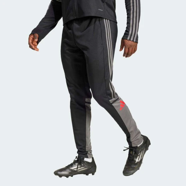 CALCA ADIDAS SQUADRA 25 MASCULINA - Preto/grafite CALCA ADIDAS SQUADRA 25 MASCULINA - Preto/grafite