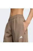 CALÇA ADIDAS WORKOUT ESSENTIALS WOVEN TRAINING FEMININA - Marrom CALÇA ADIDAS WORKOUT ESSENTIALS WOVEN TRAINING FEMININA - Marrom