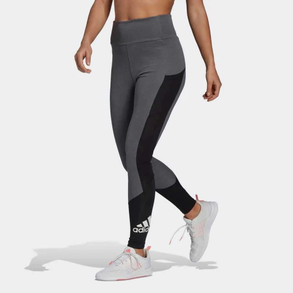 CALÇA LEGGING ADIDAS ESPORTIVA DESIGNED TO MOVE BIG LOGO FEMININA - Grafite
