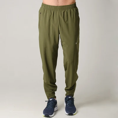 CALÇA NIKE ESSENTIAL WOVEN MASCULINA - Verde