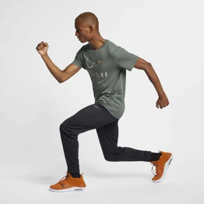 CALÇA NIKE THERMA MASCULINA - Preto CALÇA NIKE THERMA MASCULINA - Preto