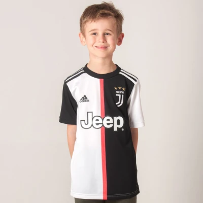 CAMISA ADIDAS JUVENTUS OFICIAL 1 2019/20 SEM NÚMERO INFANTIL - Preto/branco CAMISA ADIDAS JUVENTUS OFICIAL 1 2019/20 SEM NÚMERO INFANTIL - Preto/branco
