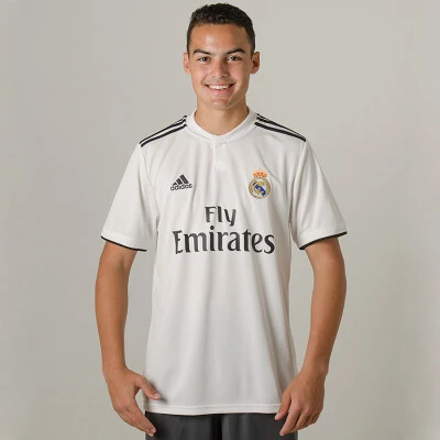CAMISA ADIDAS REAL MADRID OFICIAL 1 2018/19 SEM NÚMERO - Branco CAMISA ADIDAS REAL MADRID OFICIAL 1 2018/19 SEM NÚMERO - Branco