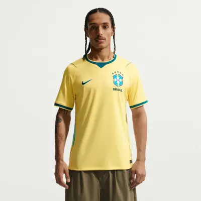 CAMISA NIKE BRASIL TORCEDOR I 2026/27 MASCULINA - Amarelo/verde