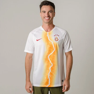 CAMISA NIKE GALATASARAY OFICIAL 3 2018/19 SEM NÚMERO TORCEDOR - Branco CAMISA NIKE GALATASARAY OFICIAL 3 2018/19 SEM NÚMERO TORCEDOR - Branco