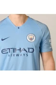 CAMISA NIKE MANCHESTER CITY OFICIAL 1 2018/19 SEM NÚMERO - Azul celeste CAMISA NIKE MANCHESTER CITY OFICIAL 1 2018/19 SEM NÚMERO - Azul celeste