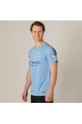 CAMISA NIKE MANCHESTER CITY OFICIAL 1 2018/19 SEM NÚMERO - Azul celeste CAMISA NIKE MANCHESTER CITY OFICIAL 1 2018/19 SEM NÚMERO - Azul celeste