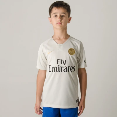 CAMISA NIKE PSG OFICIAL 2 2018/19 SEM NÚMERO INFANTIL - Bege CAMISA NIKE PSG OFICIAL 2 2018/19 SEM NÚMERO INFANTIL - Bege