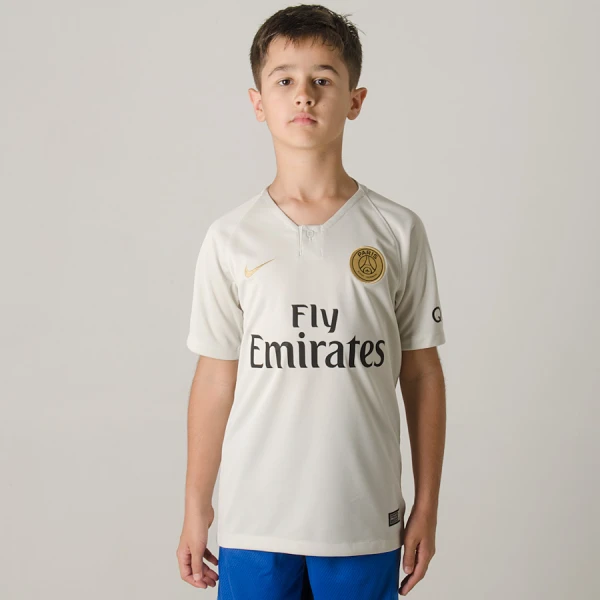 CAMISA NIKE PSG OFICIAL 2 2018/19 SEM NÚMERO INFANTIL - Bege CAMISA NIKE PSG OFICIAL 2 2018/19 SEM NÚMERO INFANTIL - Bege