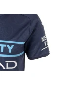 CAMISA PUMA MANCHESTER CITY OFICIAL III 2022/23 TORCEDOR - Marinho/branco CAMISA PUMA MANCHESTER CITY OFICIAL III 2022/23 TORCEDOR - Marinho/branco