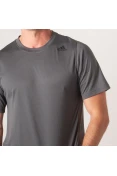 CAMISETA ADIDAS 3 LISTRAS FREELIFT SPORT MASCULINA - Chumbo CAMISETA ADIDAS 3 LISTRAS FREELIFT SPORT MASCULINA - Chumbo