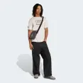 CAMISETA ESTAMPADA ADIDAS AUDI REVOLUT F1 TEAM DNA MASCULINA - Cinza CAMISETA ESTAMPADA ADIDAS AUDI REVOLUT F1 TEAM DNA MASCULINA - Cinza