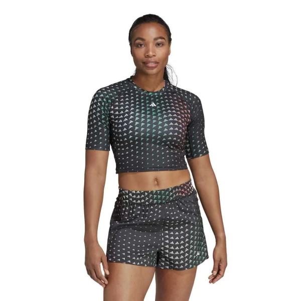CAMISETA ADIDAS BRAND LOVE PERFORMANCE FEMININA - Preto/verde CAMISETA ADIDAS BRAND LOVE PERFORMANCE FEMININA - Preto/verde
