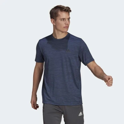 CAMISETA ADIDAS D2M HEATHER EL TEE MASCULINA - Marinho CAMISETA ADIDAS D2M HEATHER EL TEE MASCULINA - Marinho