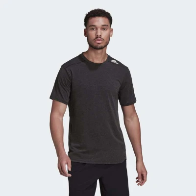 CAMISETA ADIDAS DESIGN 4 TRAINING MASCULINA - Preto CAMISETA ADIDAS DESIGN 4 TRAINING MASCULINA - Preto