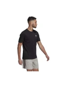 CAMISETA ADIDAS ESSENTIALS LOGO PEQUENO MASCULINA - Preto CAMISETA ADIDAS ESSENTIALS LOGO PEQUENO MASCULINA - Preto