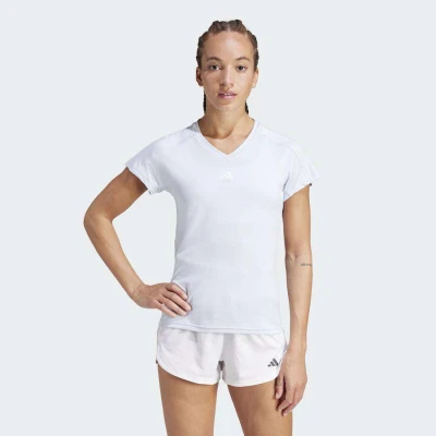 CAMISETA ADIDAS ESSENTIALS MINIMAL FEMININA - Azul celeste CAMISETA ADIDAS ESSENTIALS MINIMAL FEMININA - Azul celeste