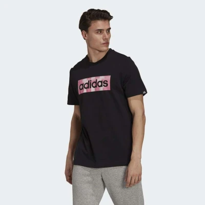 CAMISETA ADIDAS ESTAMPADA BOX LOGO MASCULINA - Preto CAMISETA ADIDAS ESTAMPADA BOX LOGO MASCULINA - Preto