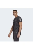 CAMISETA ADIDAS OWN THE RUN MASCULINA - Preto CAMISETA ADIDAS OWN THE RUN MASCULINA - Preto