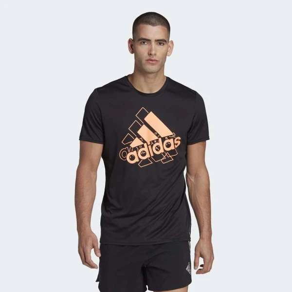 CAMISETA ADIDAS RUNNING BRAND LOVE MASCULINA - Preto/laranja CAMISETA ADIDAS RUNNING BRAND LOVE MASCULINA - Preto/laranja
