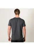 CAMISETA ASICS LEGENDS SS MASCULINA - Chumbo CAMISETA ASICS LEGENDS SS MASCULINA - Chumbo