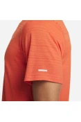 CAMISETA DE CORRIDA NIKE DRI-FIT MILER MASCULINA - Laranja/prata