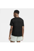 CAMISETA DE CORRIDA NIKE DRI-FIT MILER MASCULINA - Preto