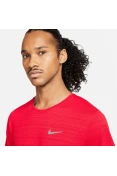 CAMISETA DE CORRIDA NIKE DRI-FIT MILER MASCULINA - Vermelho