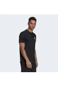 CAMISETA ESPORTIVA AEROREADY DESIGNED TO MOVE ADIDAS MASCULINA - Preto CAMISETA ESPORTIVA AEROREADY DESIGNED TO MOVE ADIDAS MASCULINA - Preto