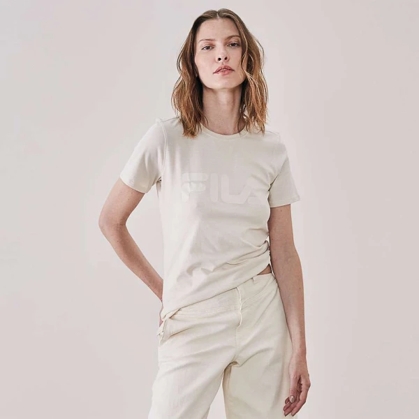 CAMISETA FILA LETTER PREMIUM FEMININA - Bege