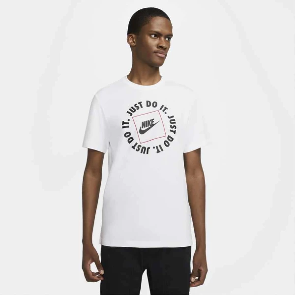CAMISETA MANGA CURTA M NSW TEE JDI HBR 1 NIKE MASCULINA - Branco CAMISETA MANGA CURTA M NSW TEE JDI HBR 1 NIKE MASCULINA - Branco