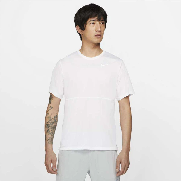 CAMISETA NIKE BREATHE MASCULINA - Branco