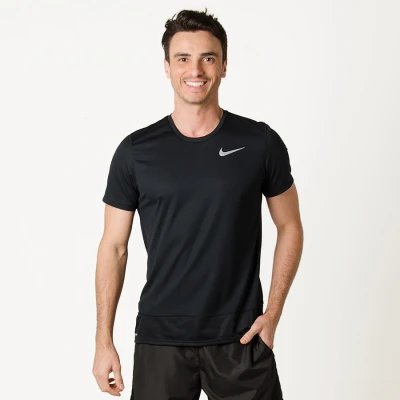 CAMISETA NIKE BREATHE RAPID MASCULINA - Preto CAMISETA NIKE BREATHE RAPID MASCULINA - Preto