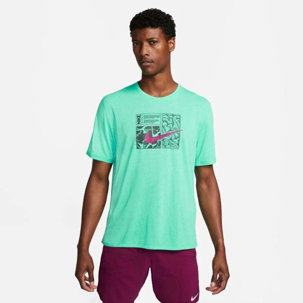 CAMISETA NIKE DF MILER SS TOP DYE MASCULINA - Verde
