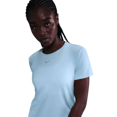 CAMISETA NIKE DF ONE CLASSIC FEMININA - Azul celeste