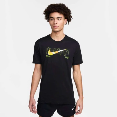 CAMISETA NIKE DF TEE IYKYK R MASCULINA - Preto