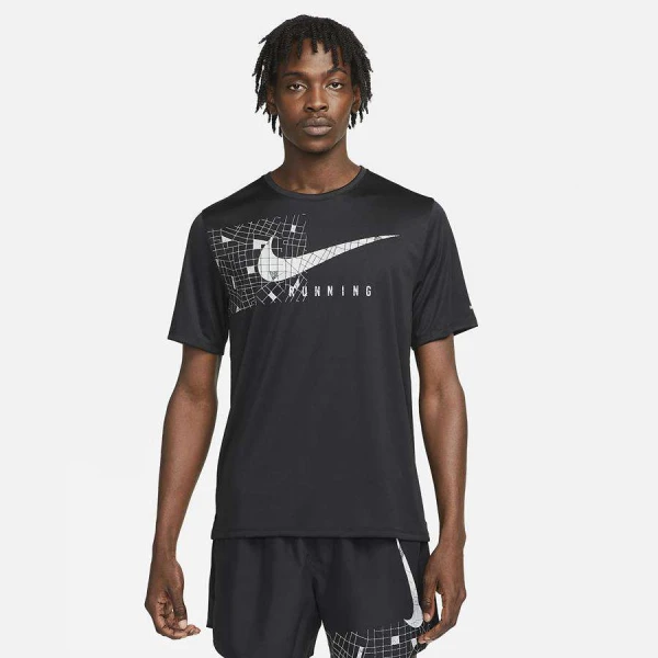 CAMISETA NIKE DF UV MILER RUNDVN SS MASCULINA - Preto/cinza